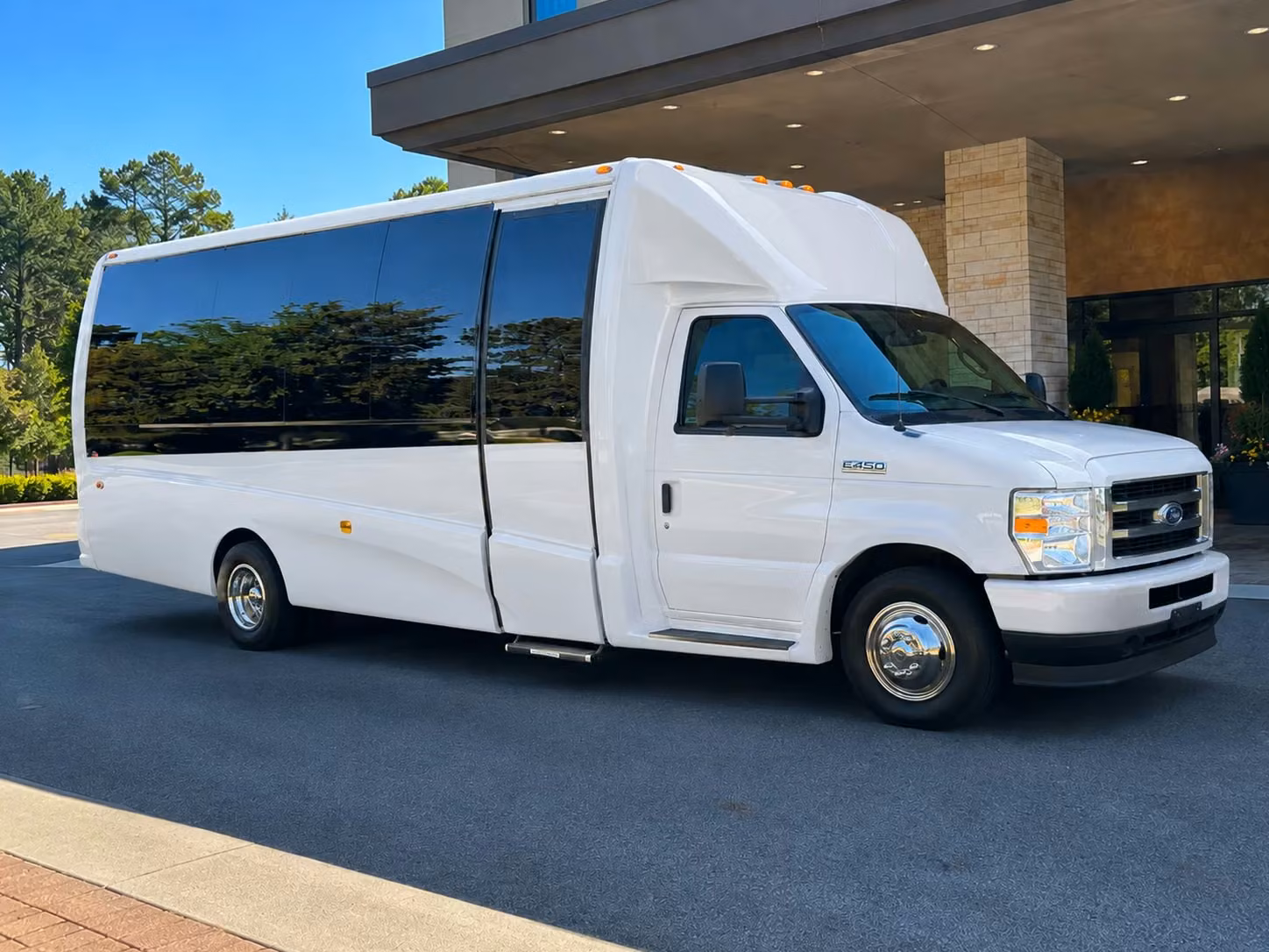 18 passenger minibus