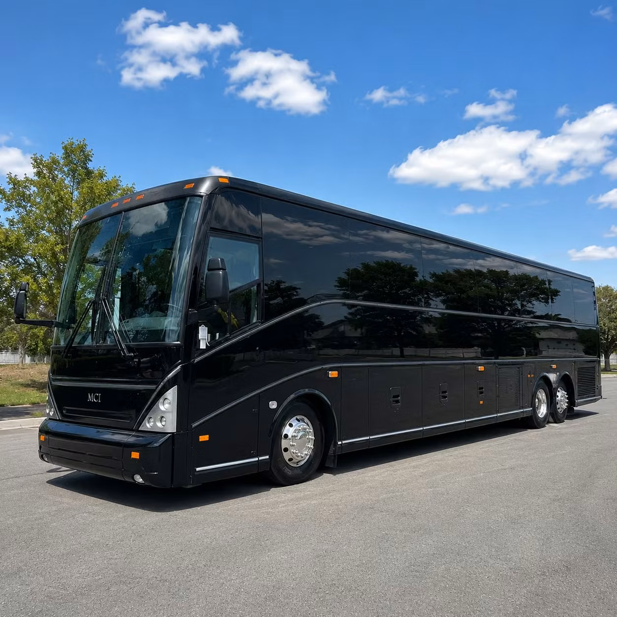 airport shuttle transportation between livonia and detroit metro airport