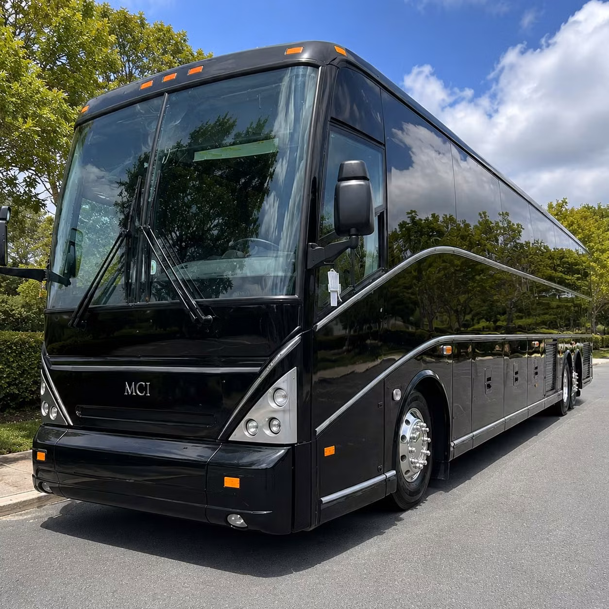 conference and convention transportation from livonia to detroit metro venues