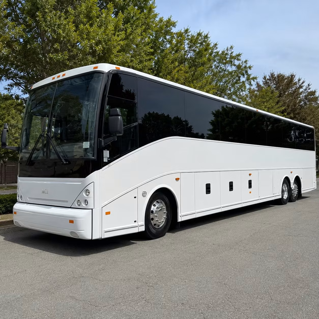 long distance corporate travel and multi day charter bus rentals from livonia