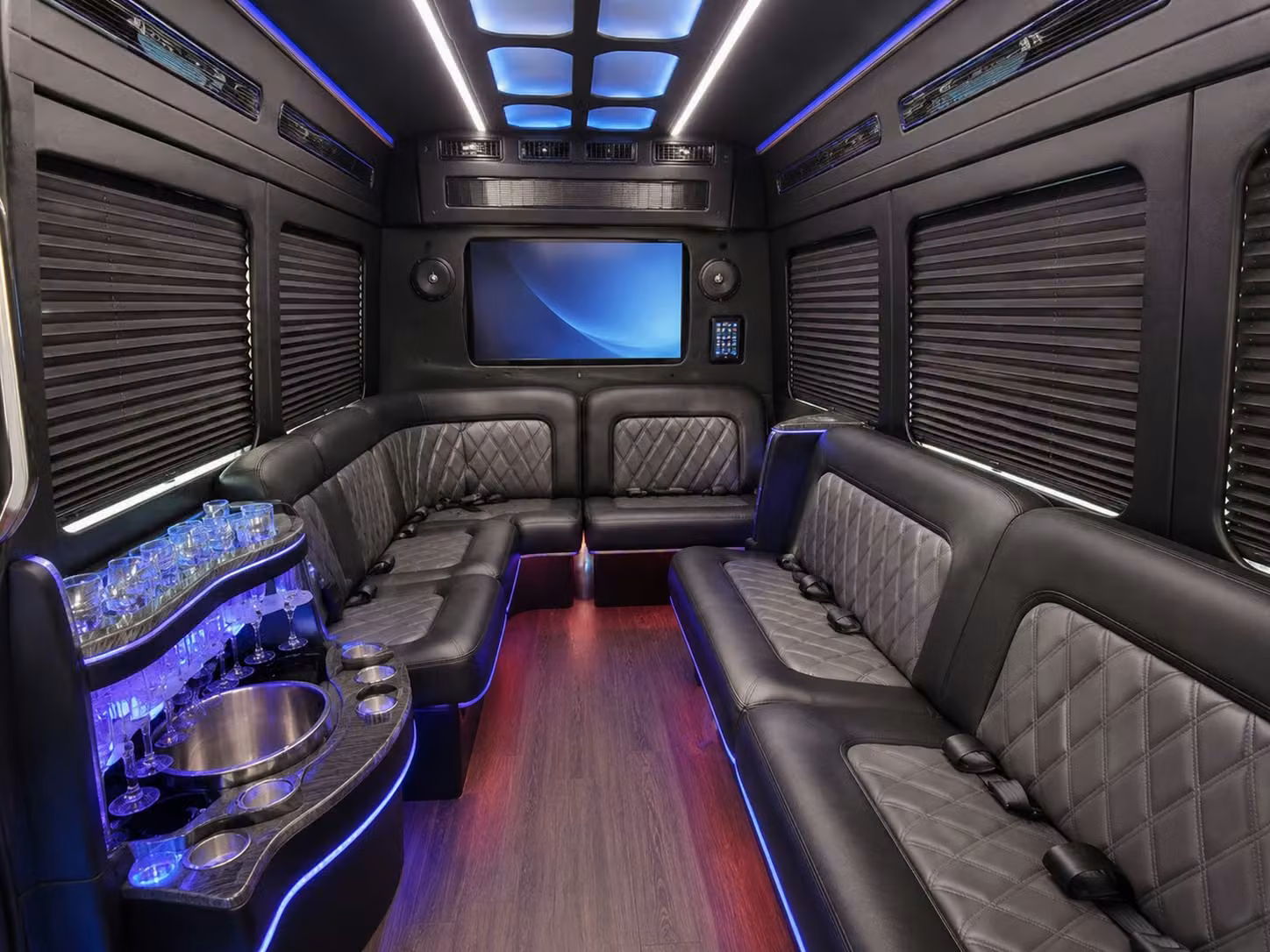 with charterbusrentallivoniami com you get corporate event transportation for livonia businesses of every size